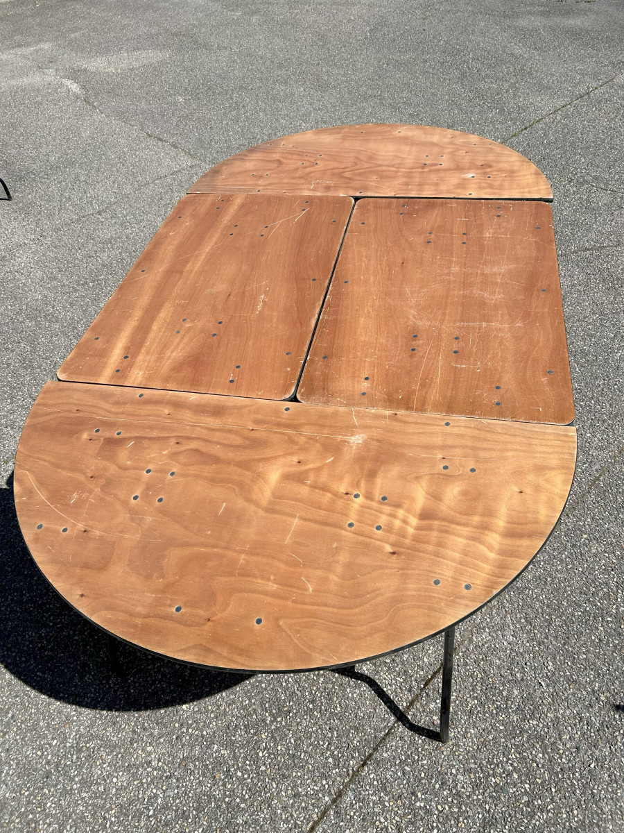 table-ovale-10-12-personnes-2