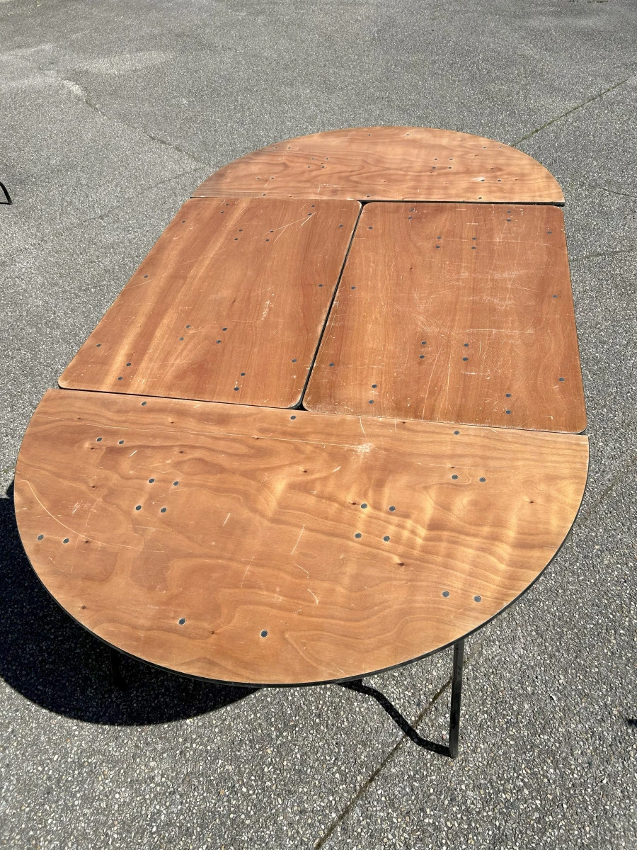 table-ovale-10-12-personnes-2