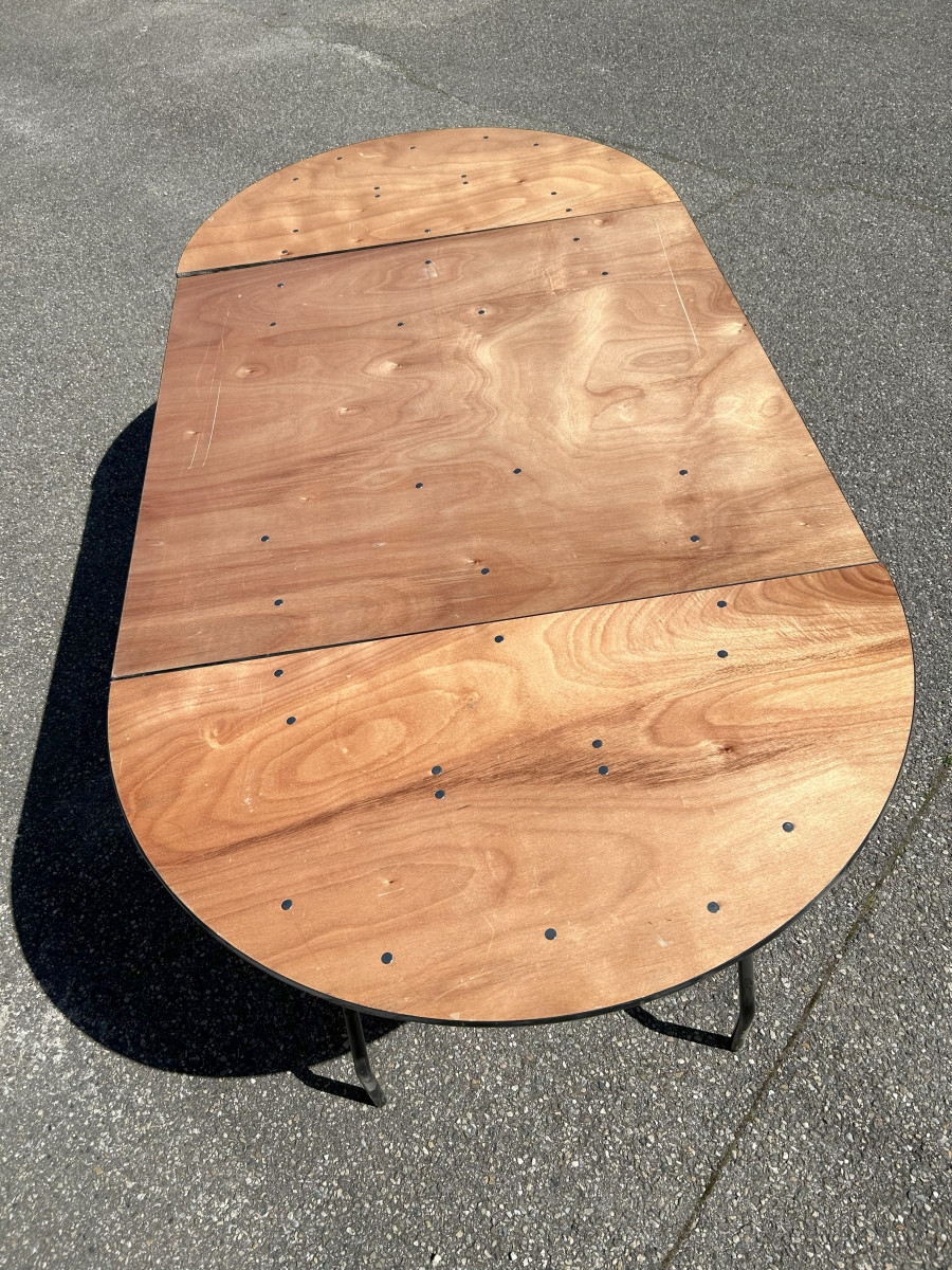 table-ovale-8-10-personnes