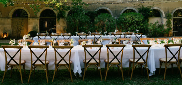 Où louer des verres et couverts élégants pour réception  