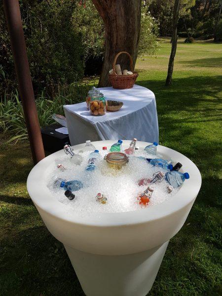 Location vaisselle & mobilier Arles à Cabannes